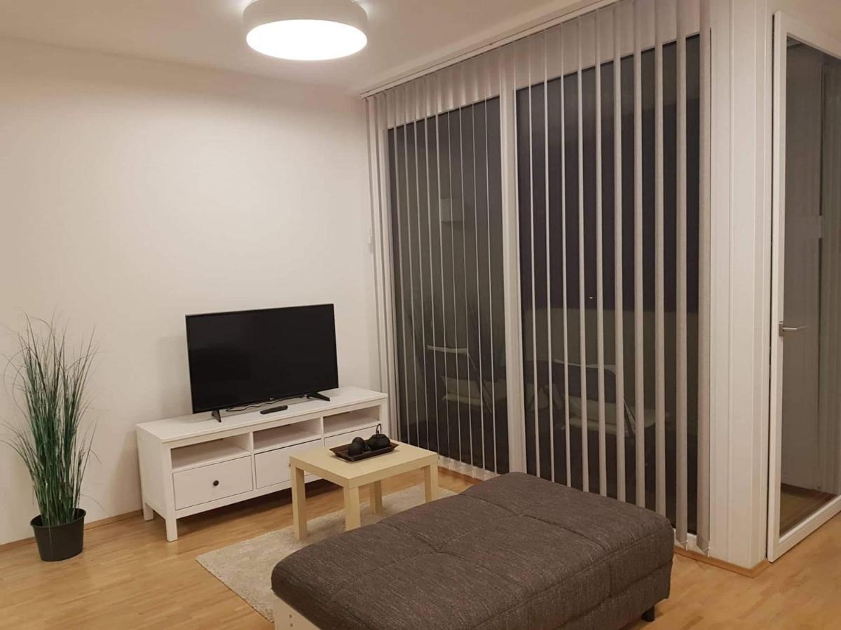 Central Lg Studio Free Parking Graz Exterior photo